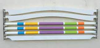 BOMHOLDER MED NØGLEHUL (montering på væg)