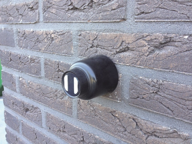 STALDVINDUE ELLER DØRMAGNET (sort)