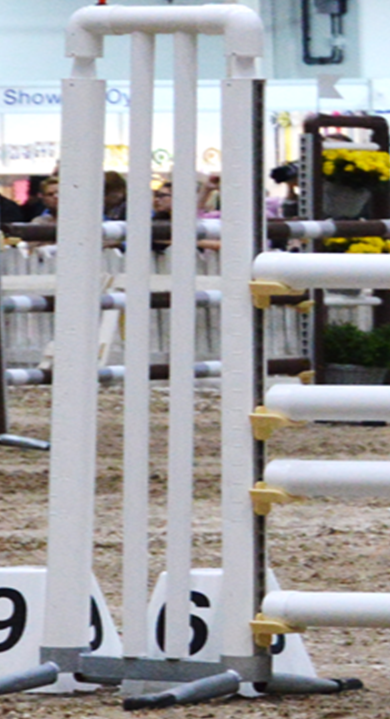 GRUNDPAKKE NØGLE (5 forhindringer: stævnestøtter, bomme, farveomslag & vingestøtter)