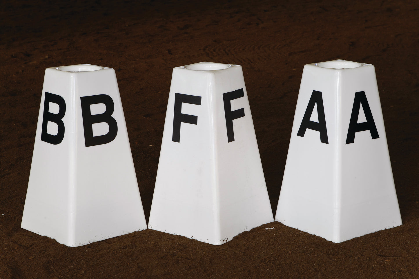 DRESSURBOGSTAVER MED BLOMSTERINDSATS (20 x 40 m)