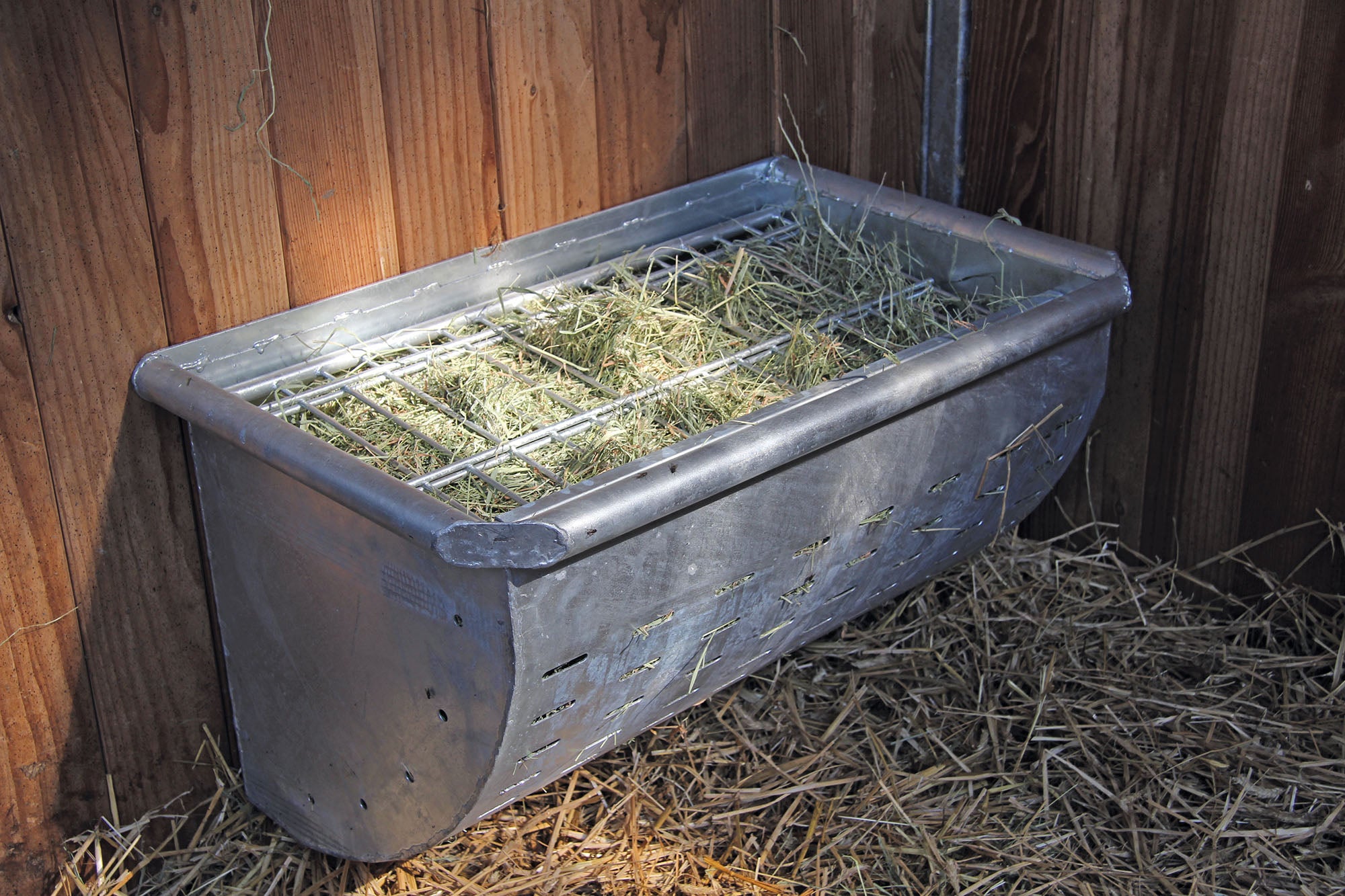 SLOWFEEDER MED GITTER GALVANISERET 150 CM